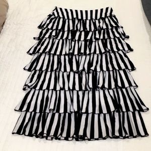 Dainty Jewells Ruffle maxi skirt